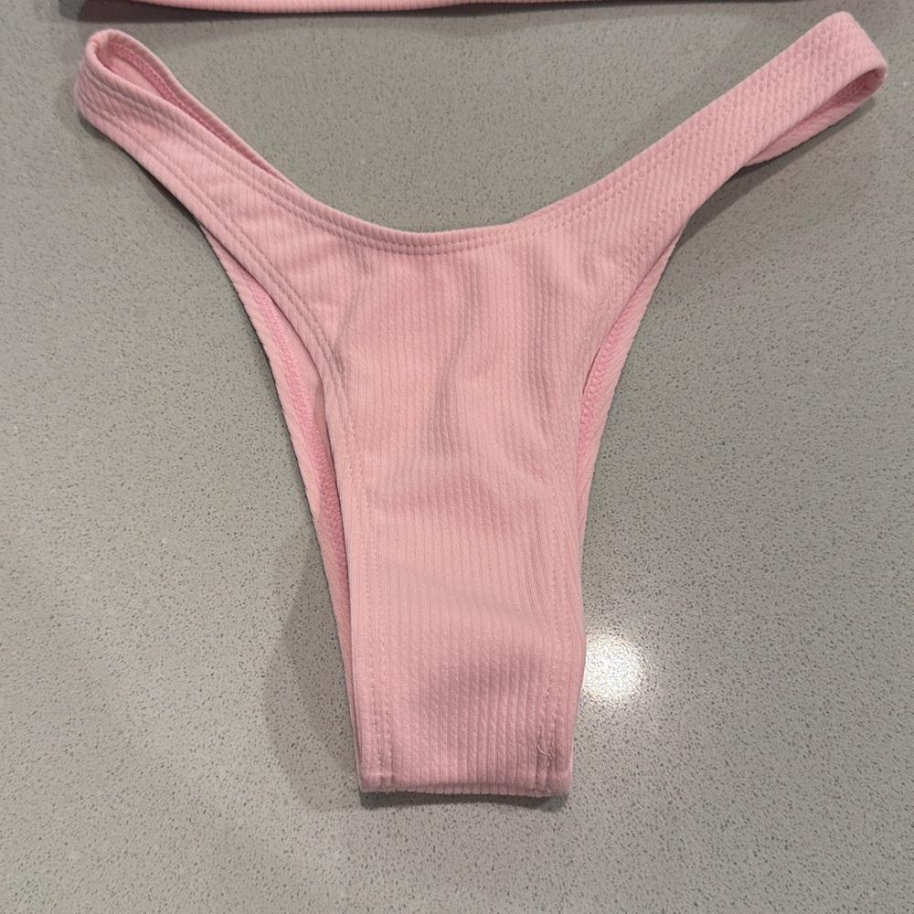 ROMWE Light Pink Bikini Set Size Small - Picture 3 of 8